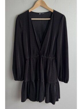 Zara Black Pleated Mini Dress Long Sleeve Wrap Front Size Small Women’s